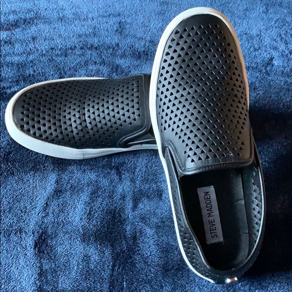Steve Madden slip  on shoes